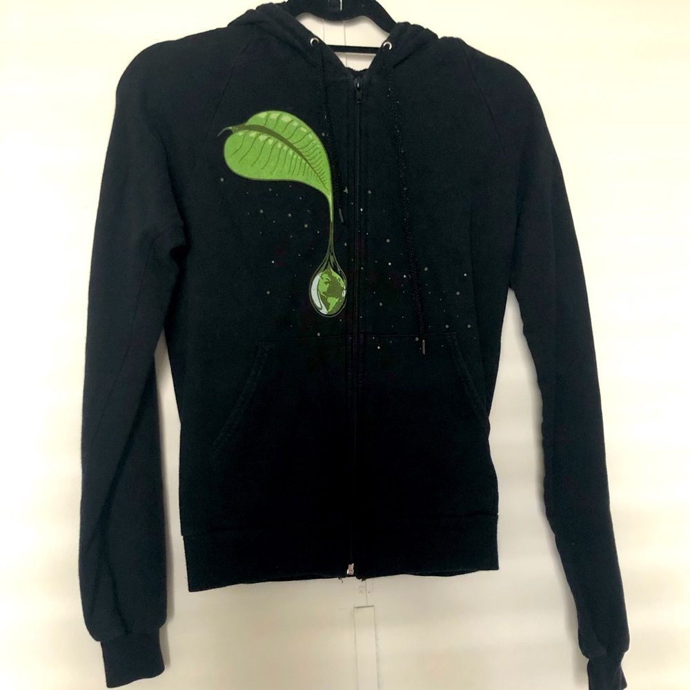 Threadless Black Zip Up Hoodie S BEarth